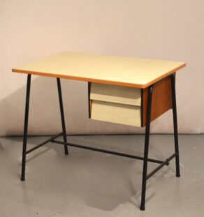 Bureau moderniste