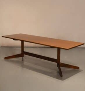 Table basse de style scandinave années 60