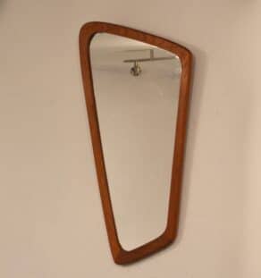 Miroir scandinave de forme libre
