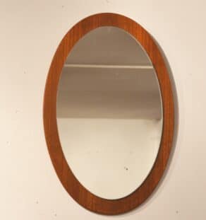 Miroir scandinave ovale