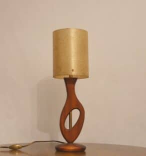 Lampe à poser scandinave en teck et fibre de verre