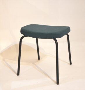 Repose pieds style moderniste bleu