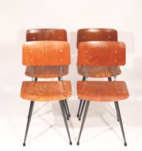 Série de 4 chaises Hollandaises