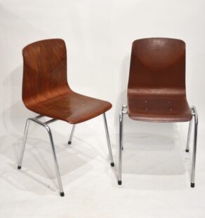 Chaises Pagholz empilables