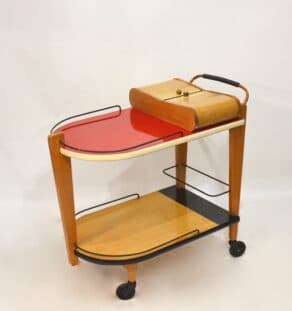 Petit bar à roulettes années 50