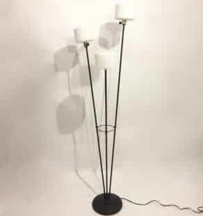 Lampadaire tripode coupes blanches