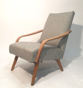 Fauteuil retapissé années 60