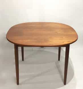 Petite table à manger scandinave avec rallonge