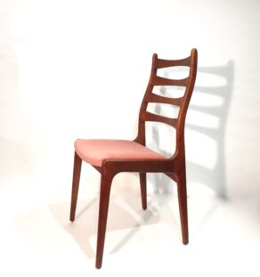 Chaise danoise velours rose