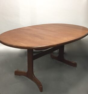 Table à manger GPlan à rallonge centrale