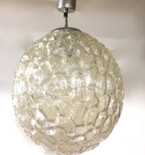 Suspension en verre doré