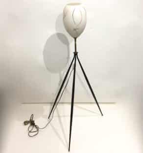 Liseuse tripode