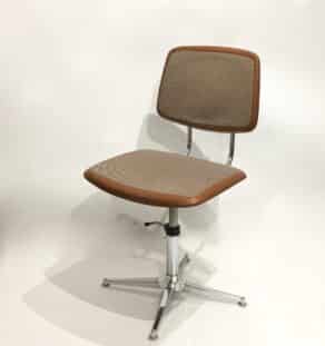 Chaise de bureau camel