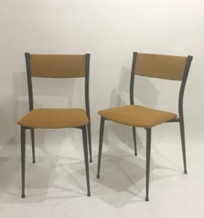 CHAISES VELOURS MOUTARDE