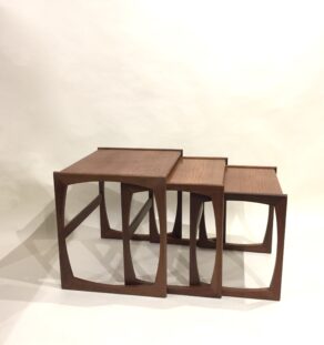 Série de 3 tables gigognes GPlan