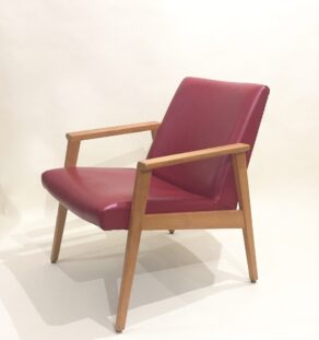 FAUTEUILS SKAÏ ROUGES