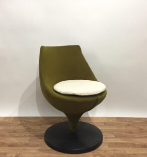 Fauteuils Polaris de Pierre Guariche
