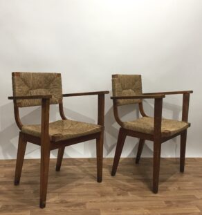 Paire de fauteuils Reconstruction