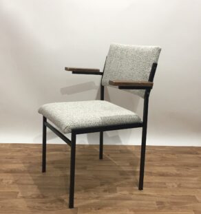 Chaises années 60 avec accoudoirs gris chiné