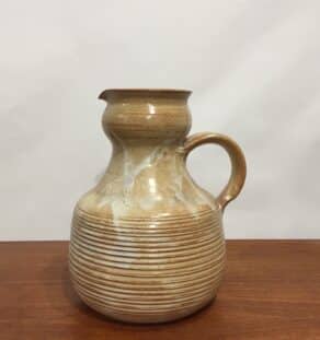 Pichet en grès du marais