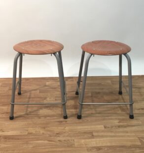 Série de 4 tabourets empilables