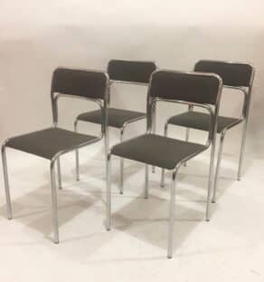 Série de 4 chaises années 70