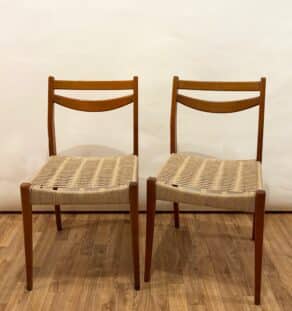Paire de chaises cordées années 60