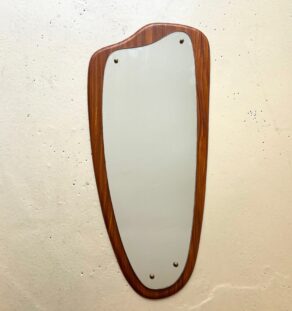 Miroir scandinave de forme libre