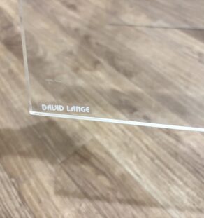 Table d'appoint plexi David Lange – Image 7