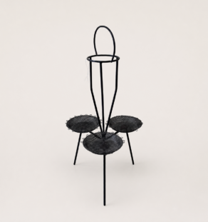 Porte-plantes en métal perforé